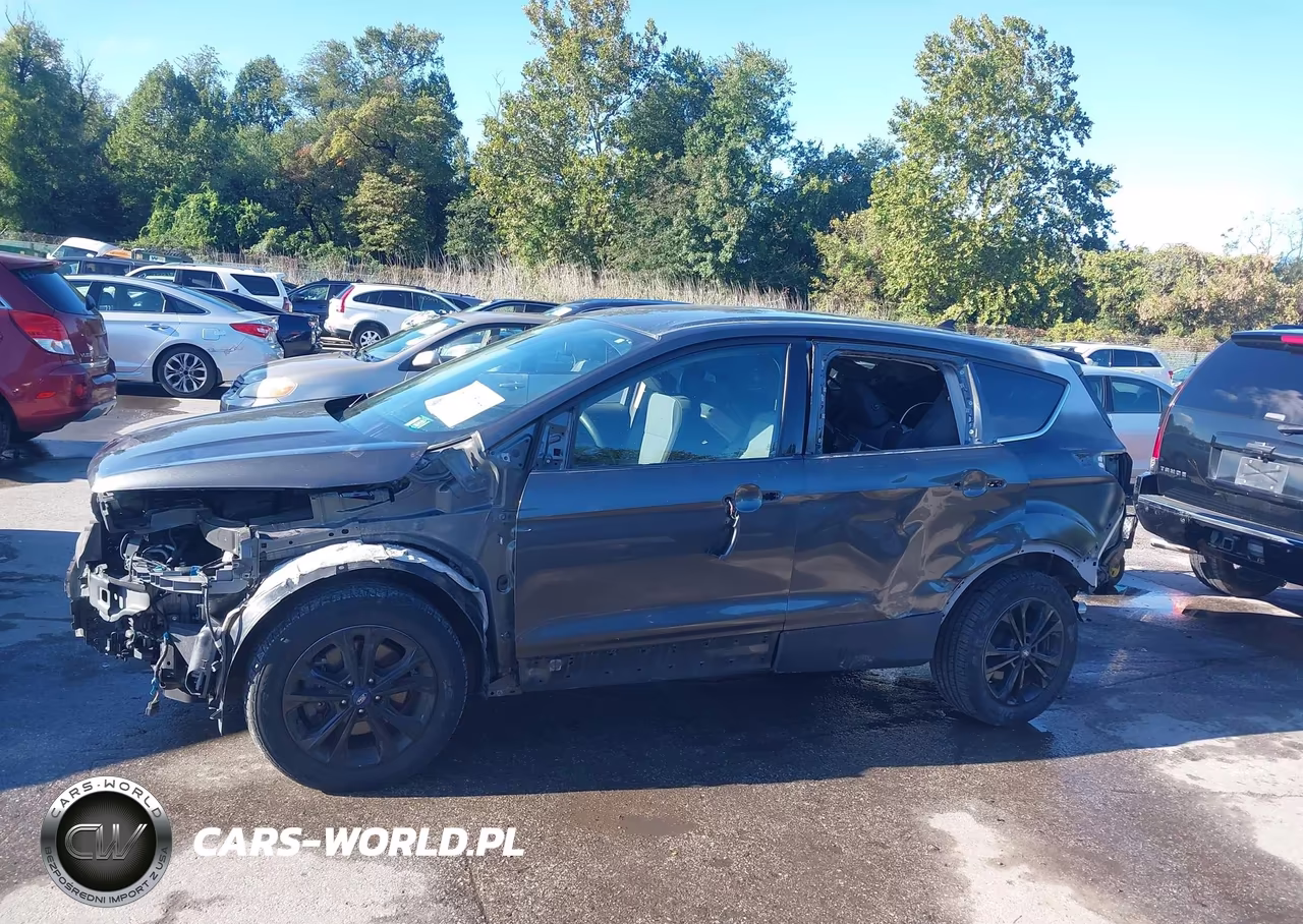 2019 Ford Escape Se VIN:1FMCU9GD2KUA12981 - 15