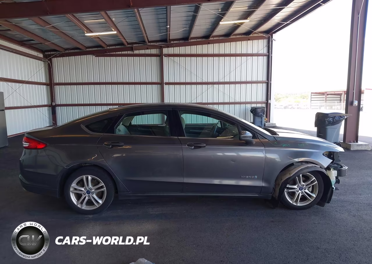 2018 Ford Fusion Hybrid S VIN:3FA6P0UU4JR279091 - 19