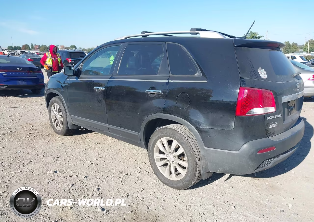 2011 Kia Sorento Ex VIN:5XYKU3A15BG072332 - 3