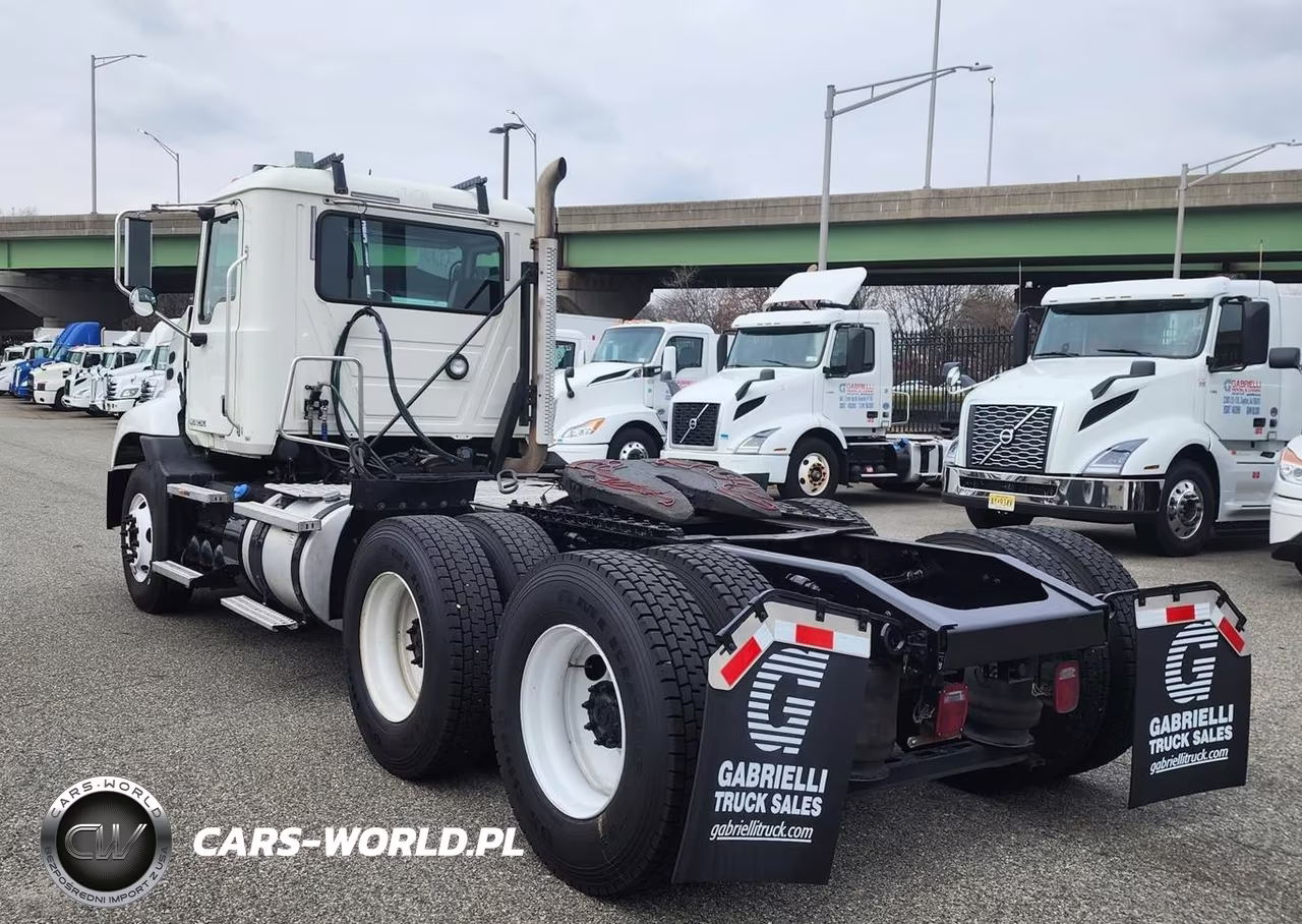 2016 Mack 600 Cxu600 VIN:1M1AW09Y8GM077567 - 3