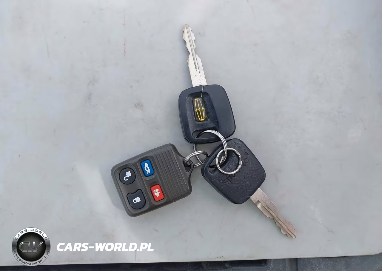 2001 Lincoln Continental VIN:1LNHM97V61Y715702 - 11