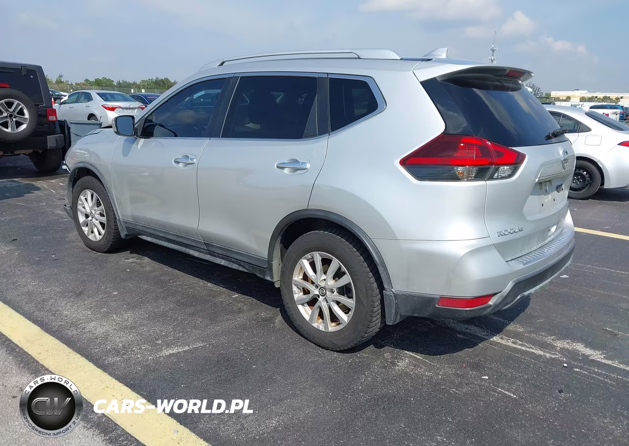 2019 Nissan Rogue S VIN:KNMAT2MT4KP546290 - 3