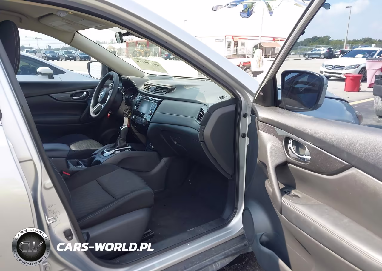 2019 Nissan Rogue S VIN:KNMAT2MT4KP546290 - 5