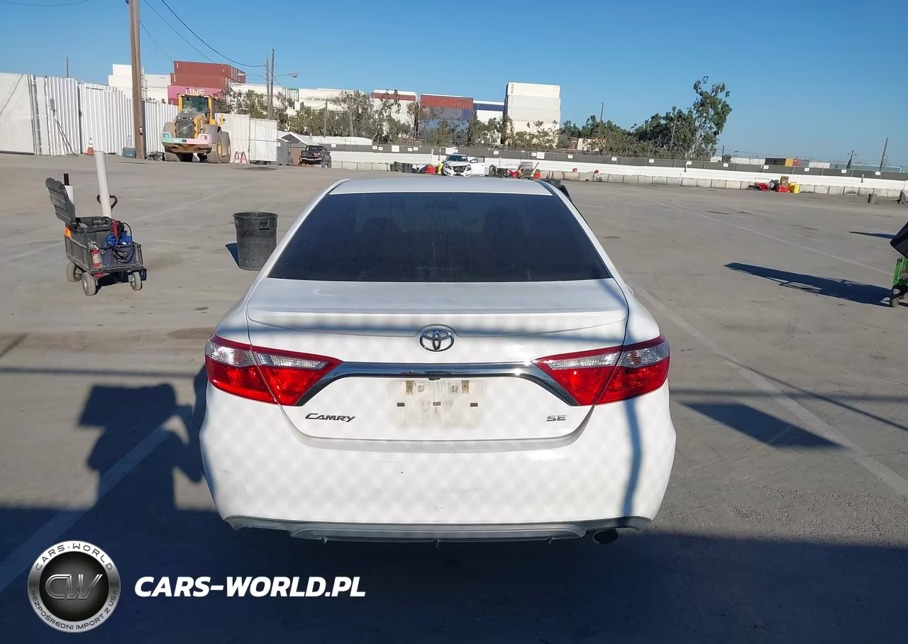 2017 Toyota Camry Se VIN:4T1BF1FK5HU800539 - 16
