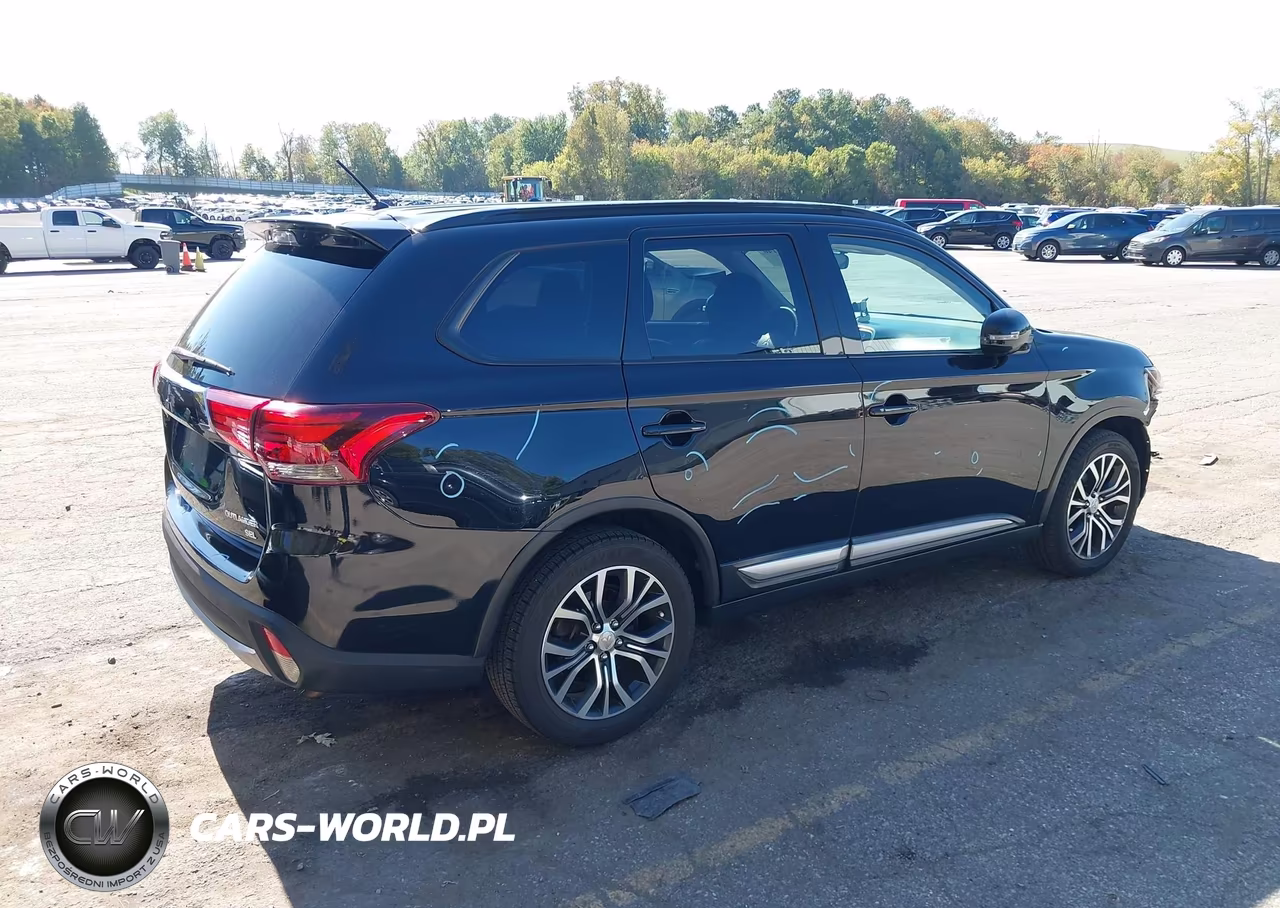 2016 Mitsubishi Outlander Se-Sel VIN:JA4AD3A39GZ005913 - 4