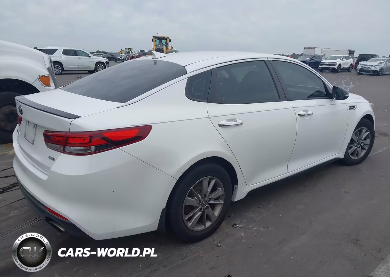 2017 Kia Optima Lx Turbo VIN:5XXGT4L1XHG173732 - 4