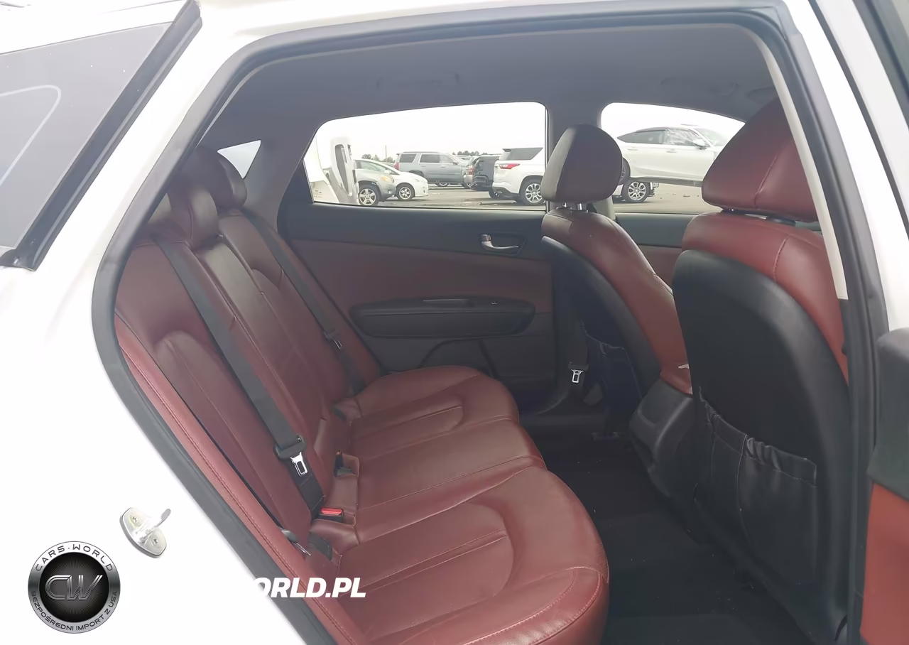 2017 Kia Optima Lx Turbo VIN:5XXGT4L1XHG173732 - 8