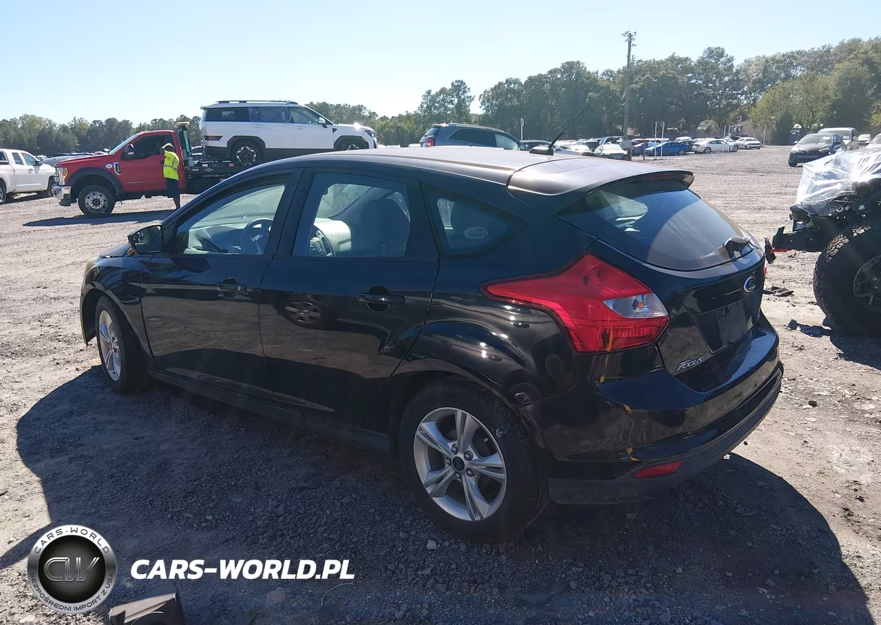 2013 Ford Focus Se VIN:1FADP3K24DL160681 - 3