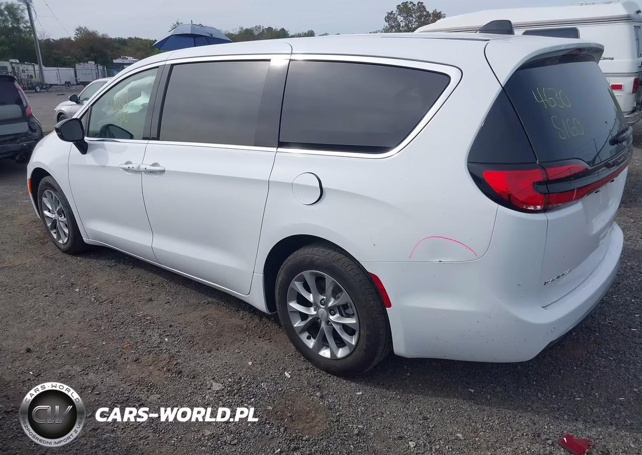 2027 Chrysler Pacifica VIN:2C4RC1GG0VR598563 - 3
