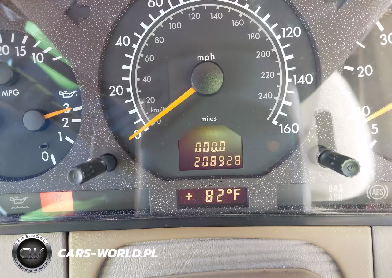 1998 Mercedes-Benz S 500 VIN:WDBGA51G0WA382875 - 7