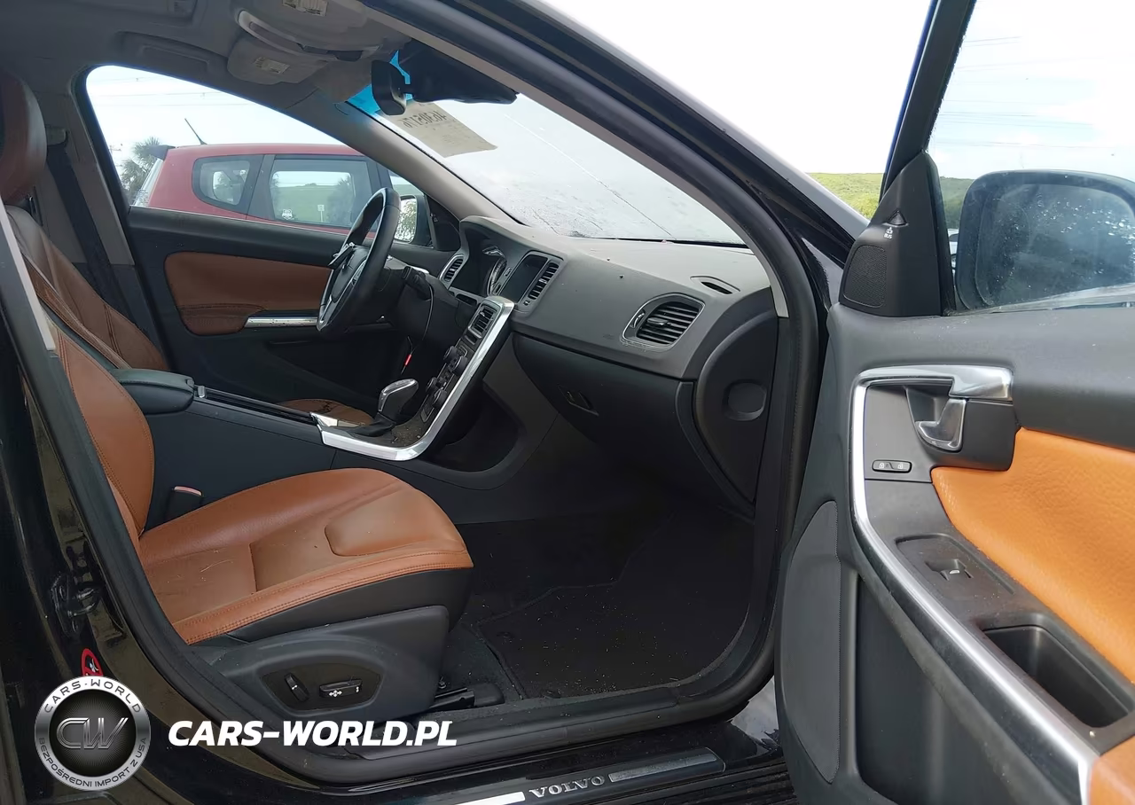 2013 Volvo S60 T5 VIN:YV1612FS8D1216491 - 5