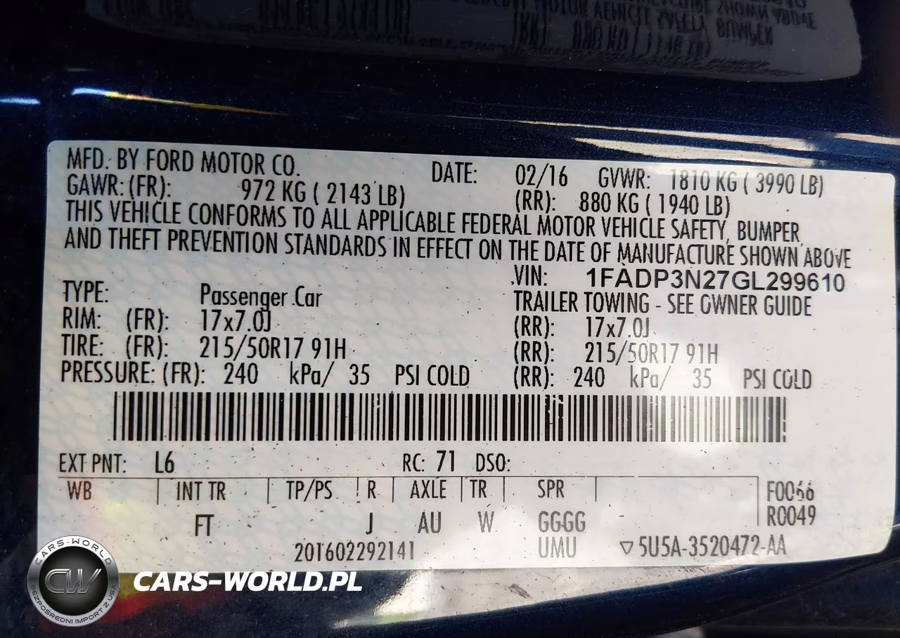 2016 Ford Focus Titanium VIN:1FADP3N27GL299610 - 9