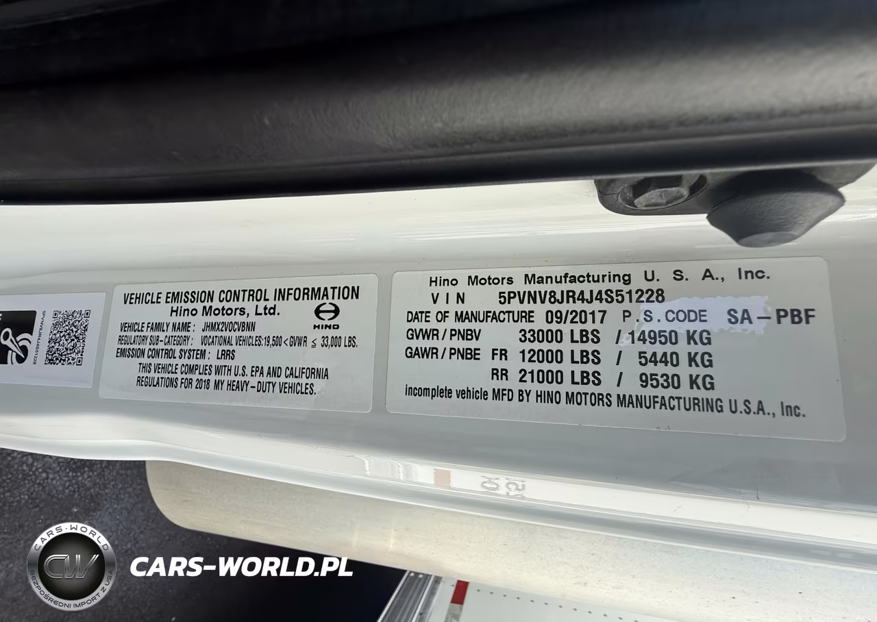 2018 Hino 338 Box Truck VIN:5PVNV8JR4J4S51228 - 12