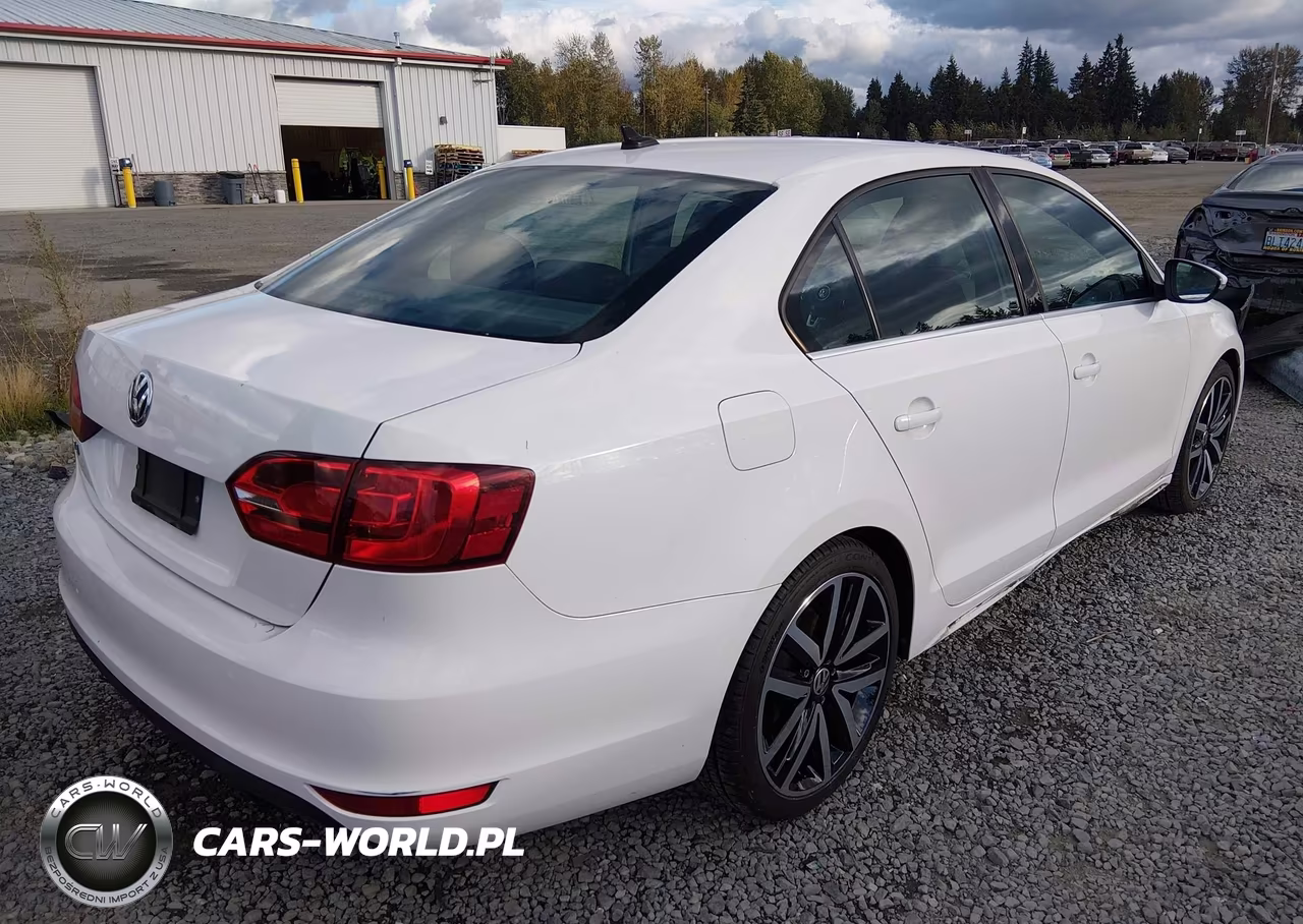 2013 Volkswagen Jetta Gli Autobahn VIN:3VW5A7AJ8DM389926 - 4