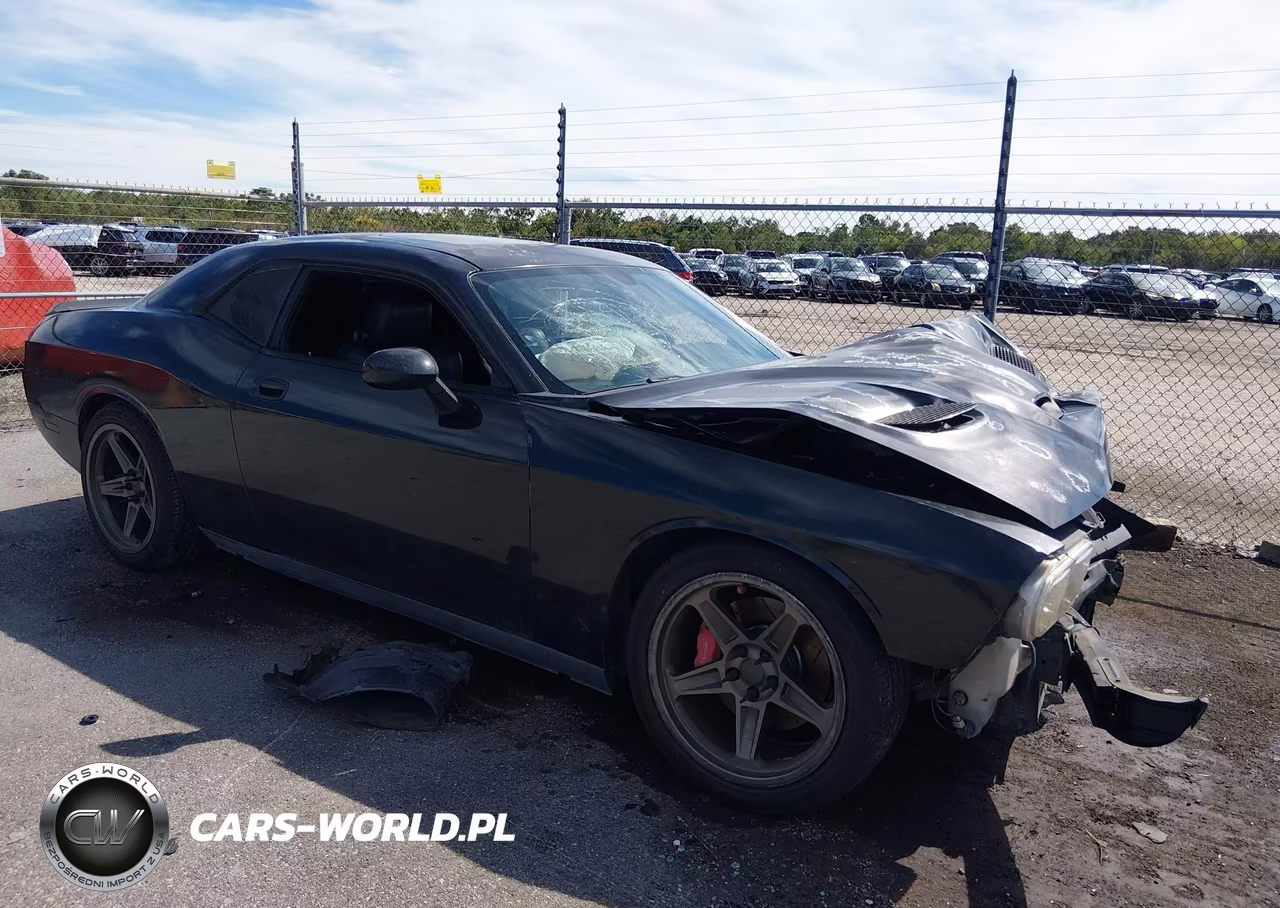 2009 Dodge Challenger Srt-8 – zdjęcie 1 z 16