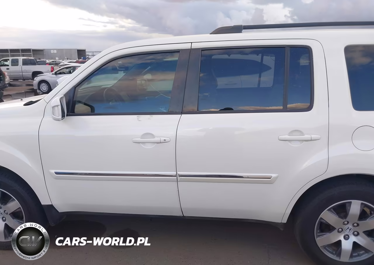 2013 Honda Pilot Touring VIN:5FNYF3H93DB021552 - 15