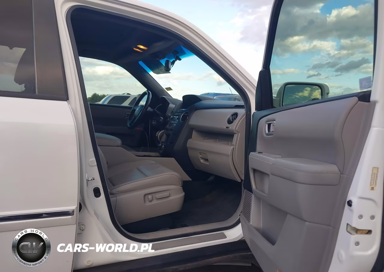 2013 Honda Pilot Touring VIN:5FNYF3H93DB021552 - 5