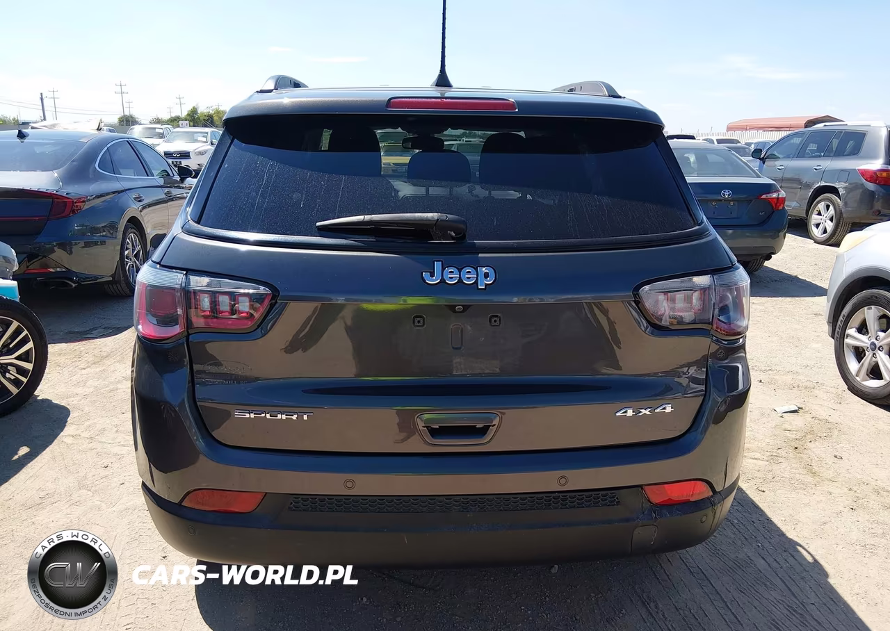 2018 Jeep Compass Sport 4X4 VIN:3C4NJDAB4JT190917 - 16