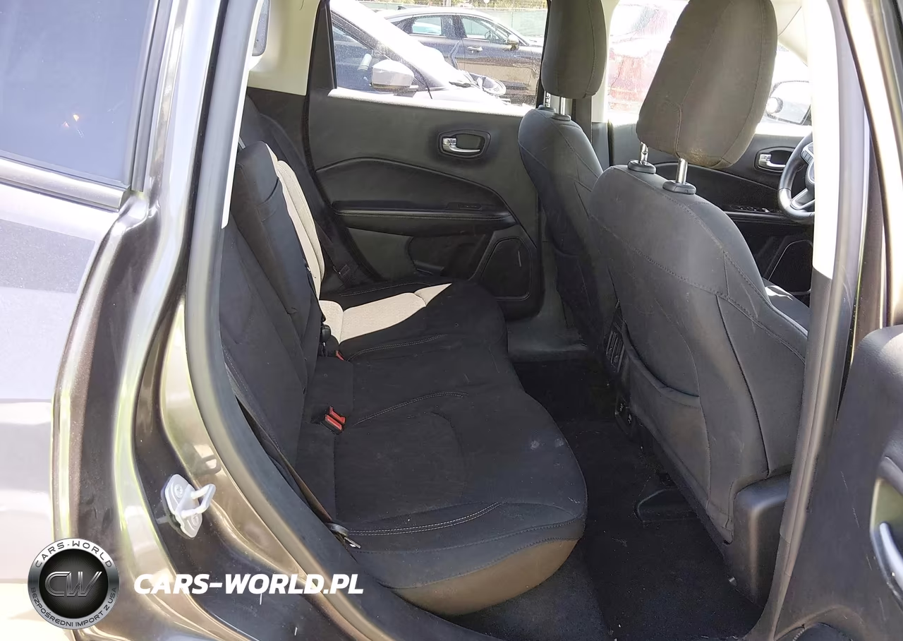 2018 Jeep Compass Sport 4X4 VIN:3C4NJDAB4JT190917 - 8