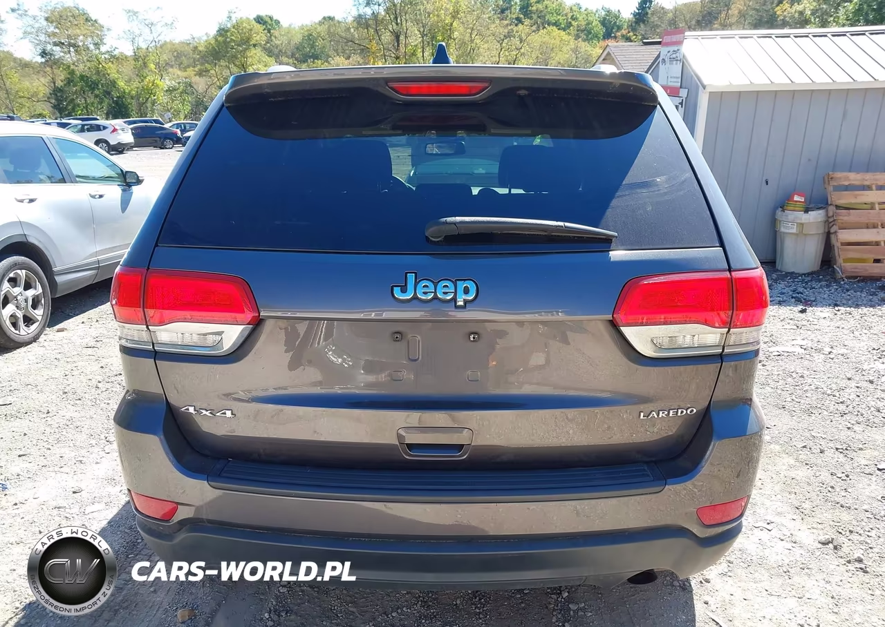 2015 Jeep Grand Cherokee Laredo VIN:1C4RJFAG4FC905657 - 16