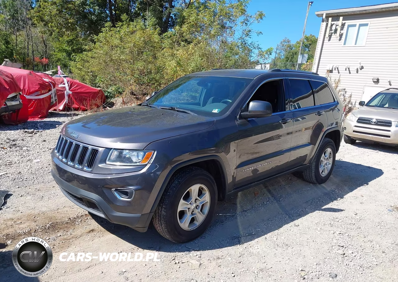 2015 Jeep Grand Cherokee Laredo VIN:1C4RJFAG4FC905657 - 2