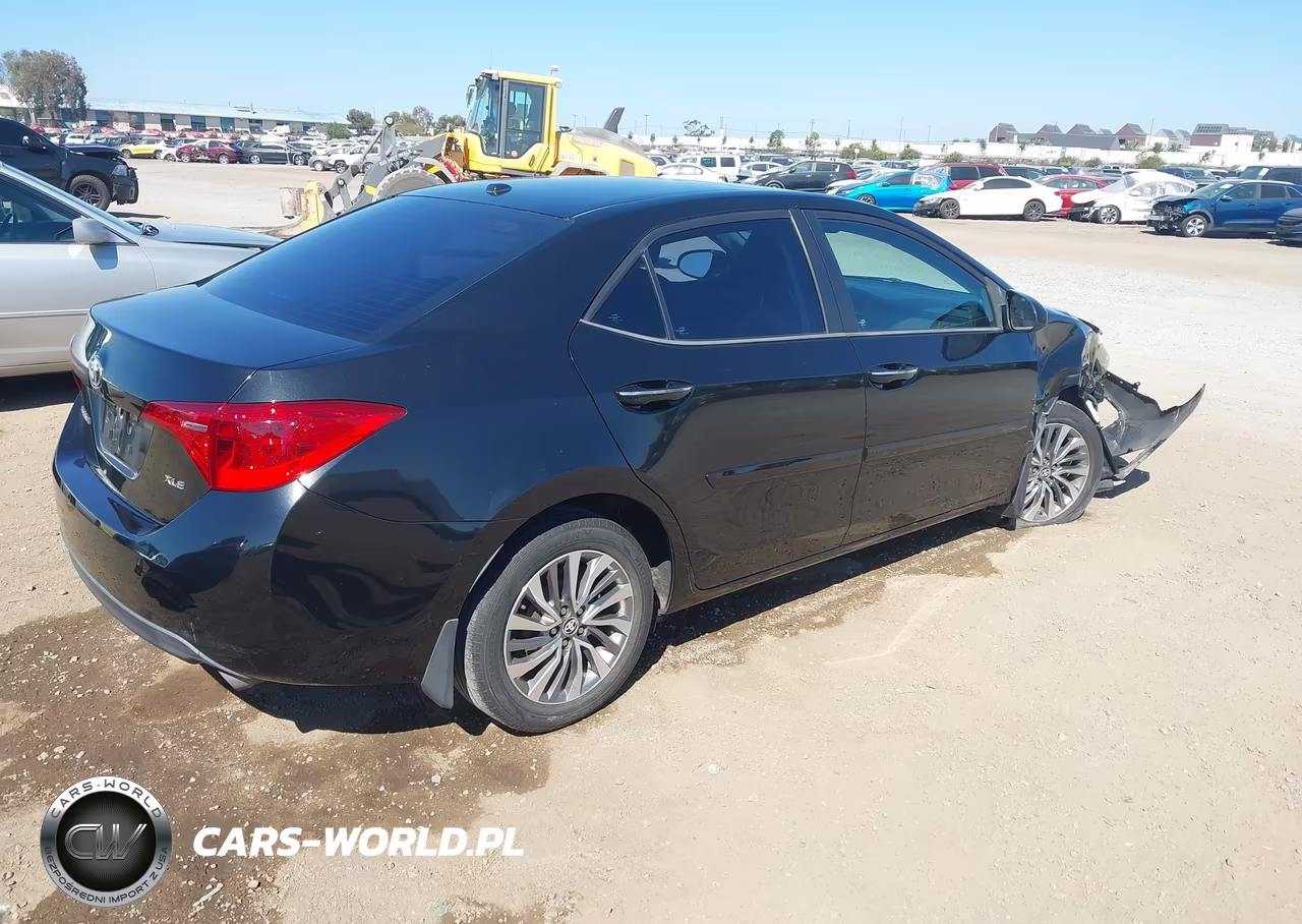2017 Toyota Corolla Xle VIN:5YFBURHE0HP709532 - 4