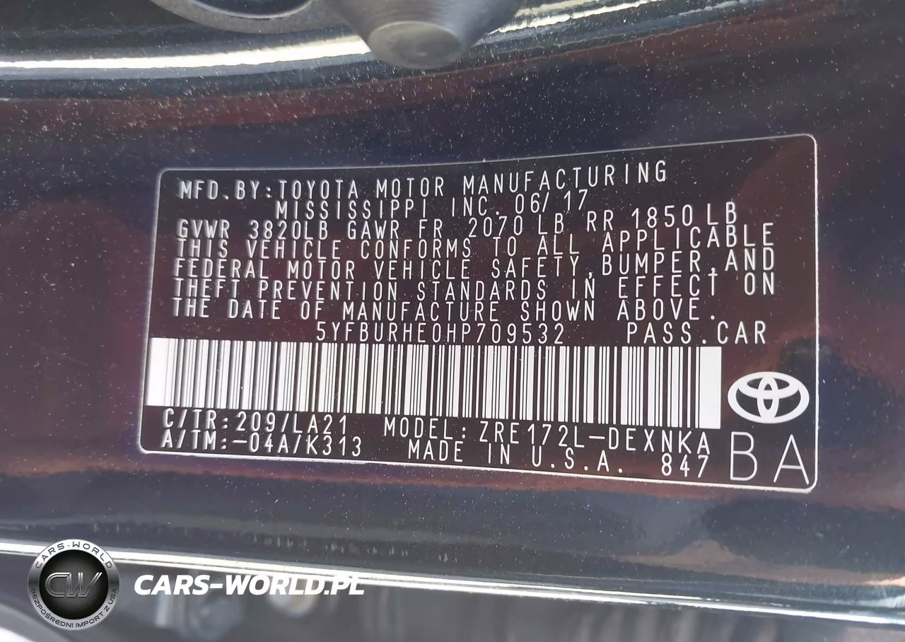 2017 Toyota Corolla Xle VIN:5YFBURHE0HP709532 - 9