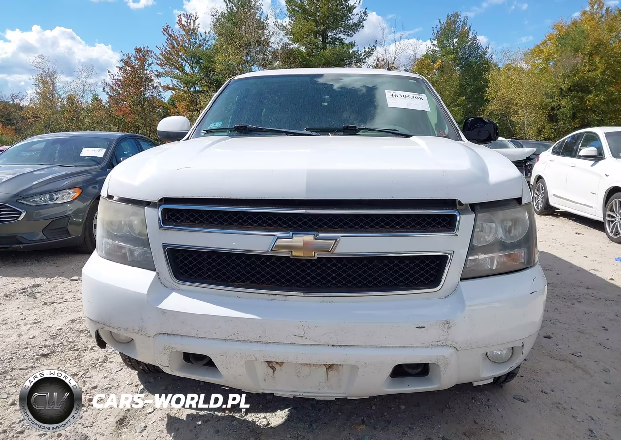 2010 Chevrolet Suburban 1500 Lt1 VIN:1GNUKJE35AR257261 - 12