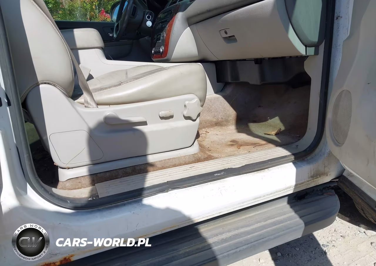 2010 Chevrolet Suburban 1500 Lt1 VIN:1GNUKJE35AR257261 - 18