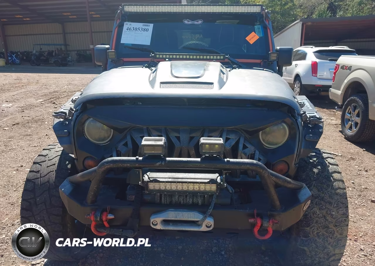 2013 Jeep Wrangler Unlimited Sahara VIN:1C4HJWEG8DL625727 - 12