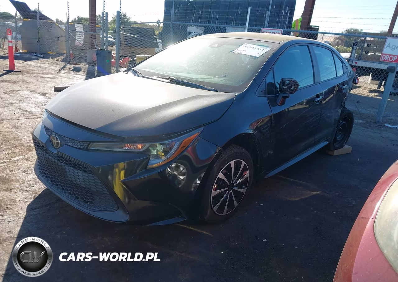 2020 Toyota Corolla Le VIN:5YFEPRAE2LP129920 - 2