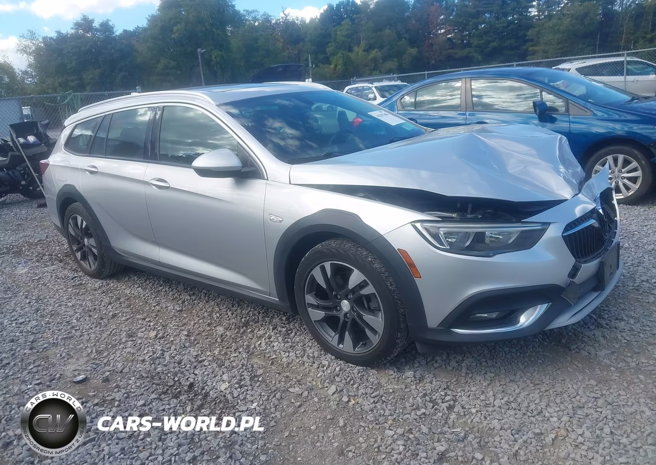 2018 Buick Regal Tourx Essence