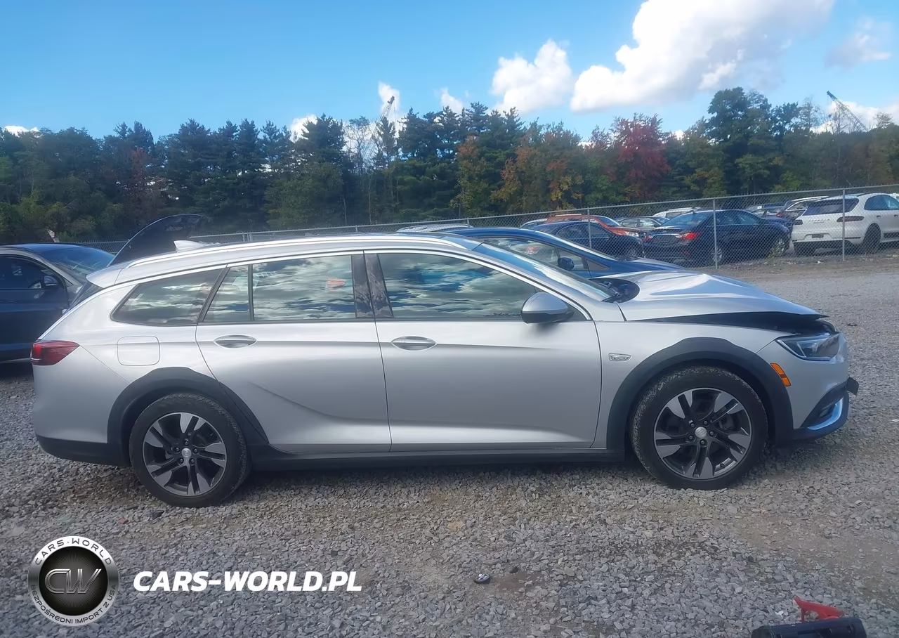 2018 Buick Regal Tourx Essence VIN:W04GV8SX4J1155990 - 13