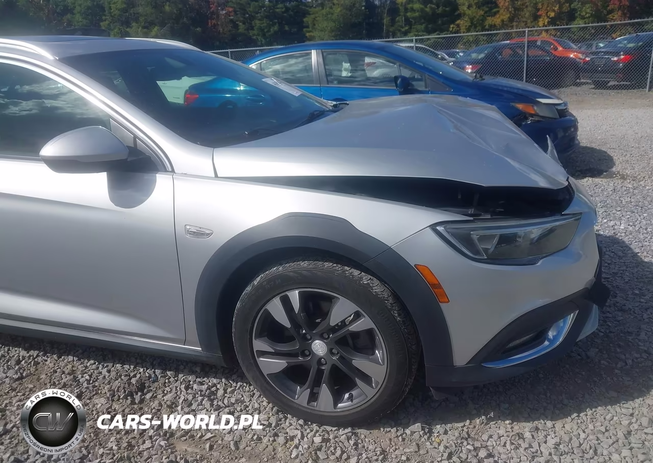 2018 Buick Regal Tourx Essence VIN:W04GV8SX4J1155990 - 18
