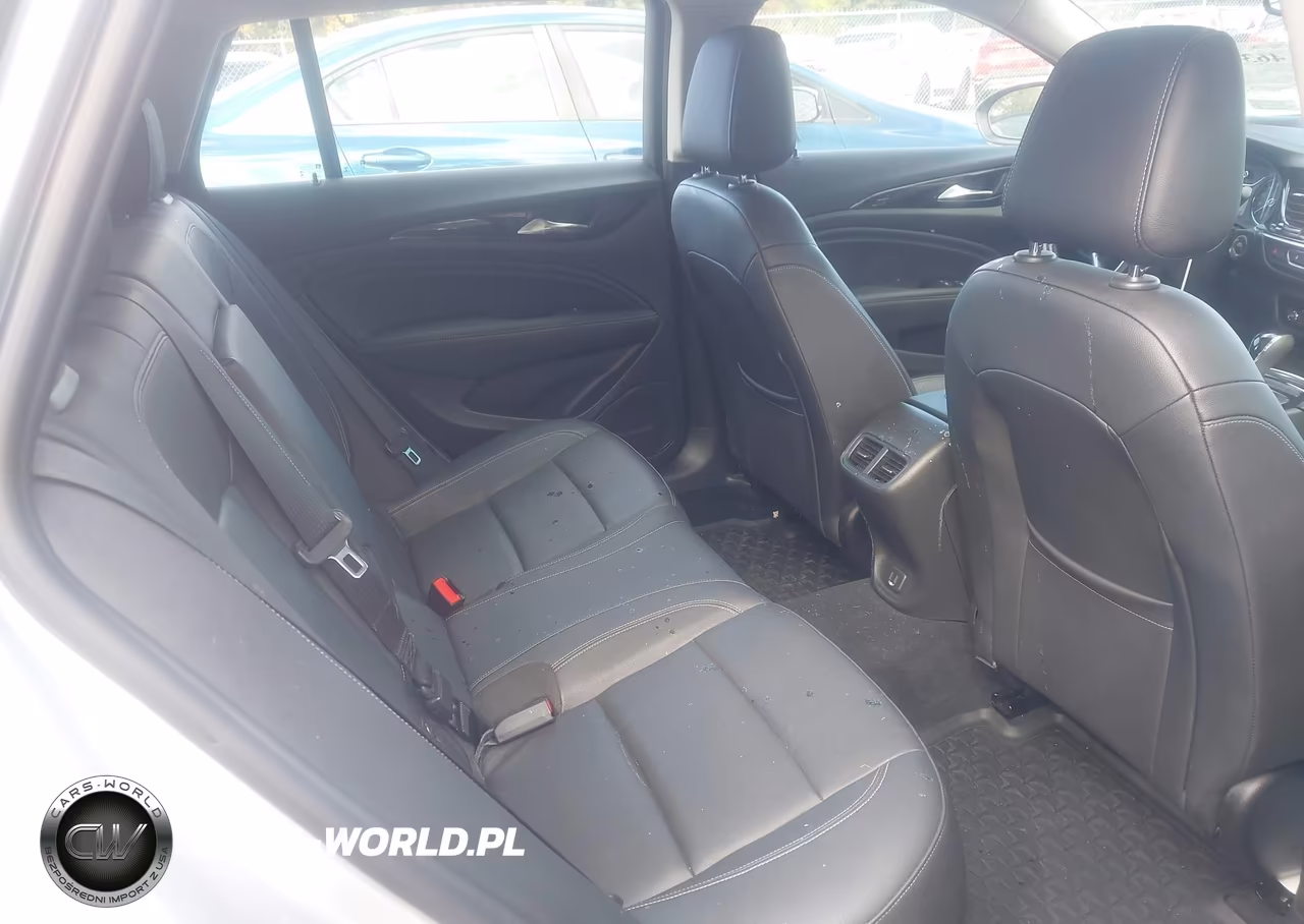 2018 Buick Regal Tourx Essence VIN:W04GV8SX4J1155990 - 8