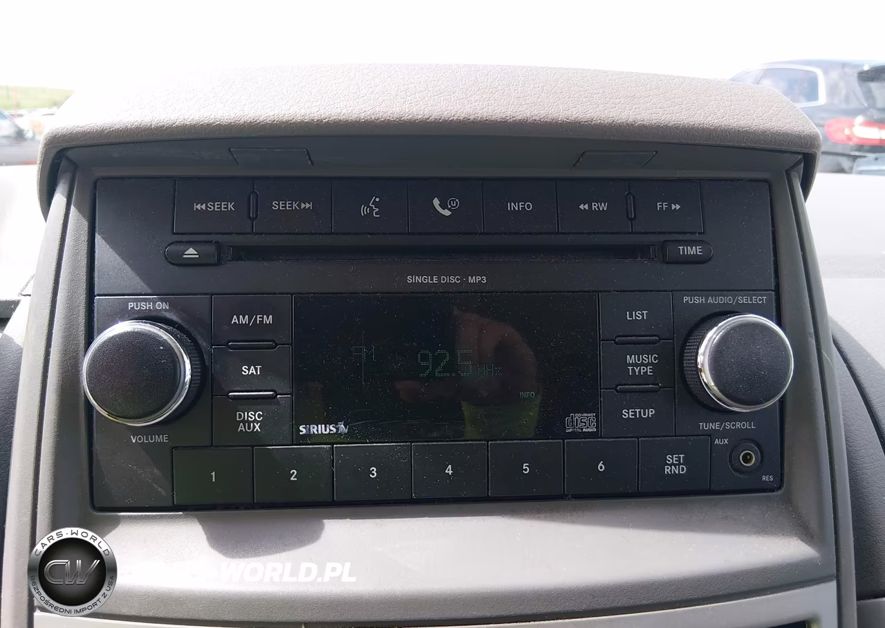 2009 Chrysler Town & Country Touring VIN:2A8HR541X9R592155 - 12