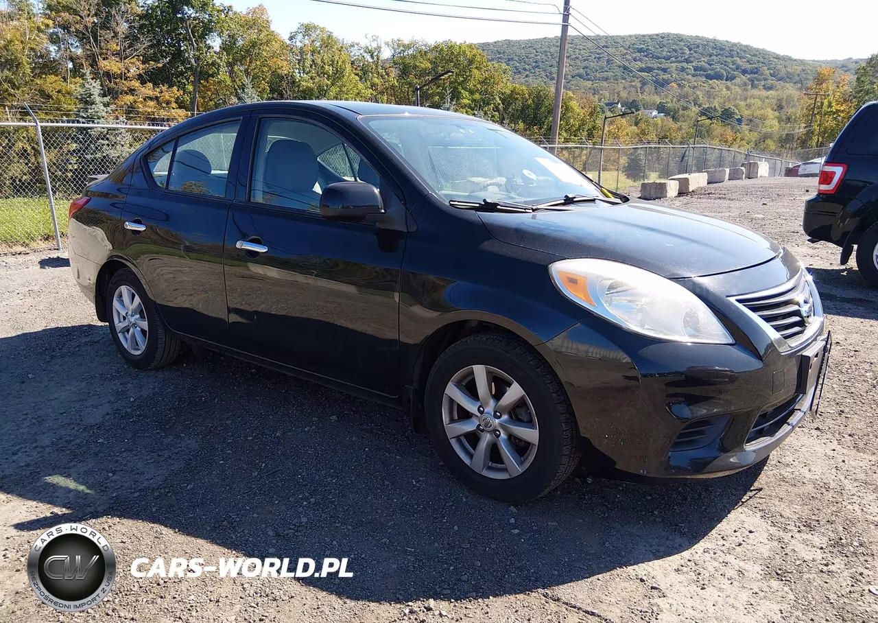 2014 Nissan Versa 1.6 Sv