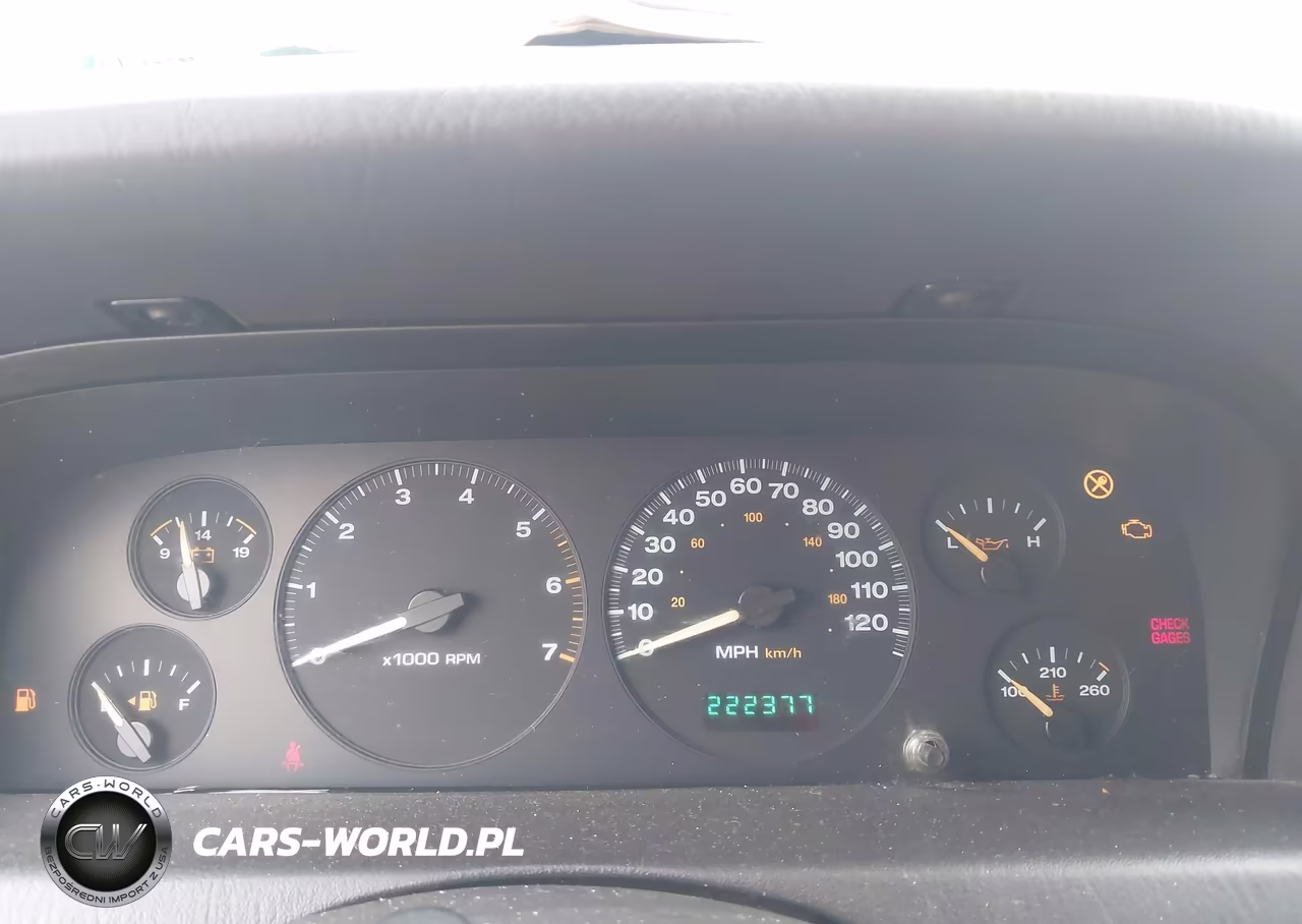 2004 Jeep Grand Cherokee Laredo VIN:1J4GX48S64C320705 - 7