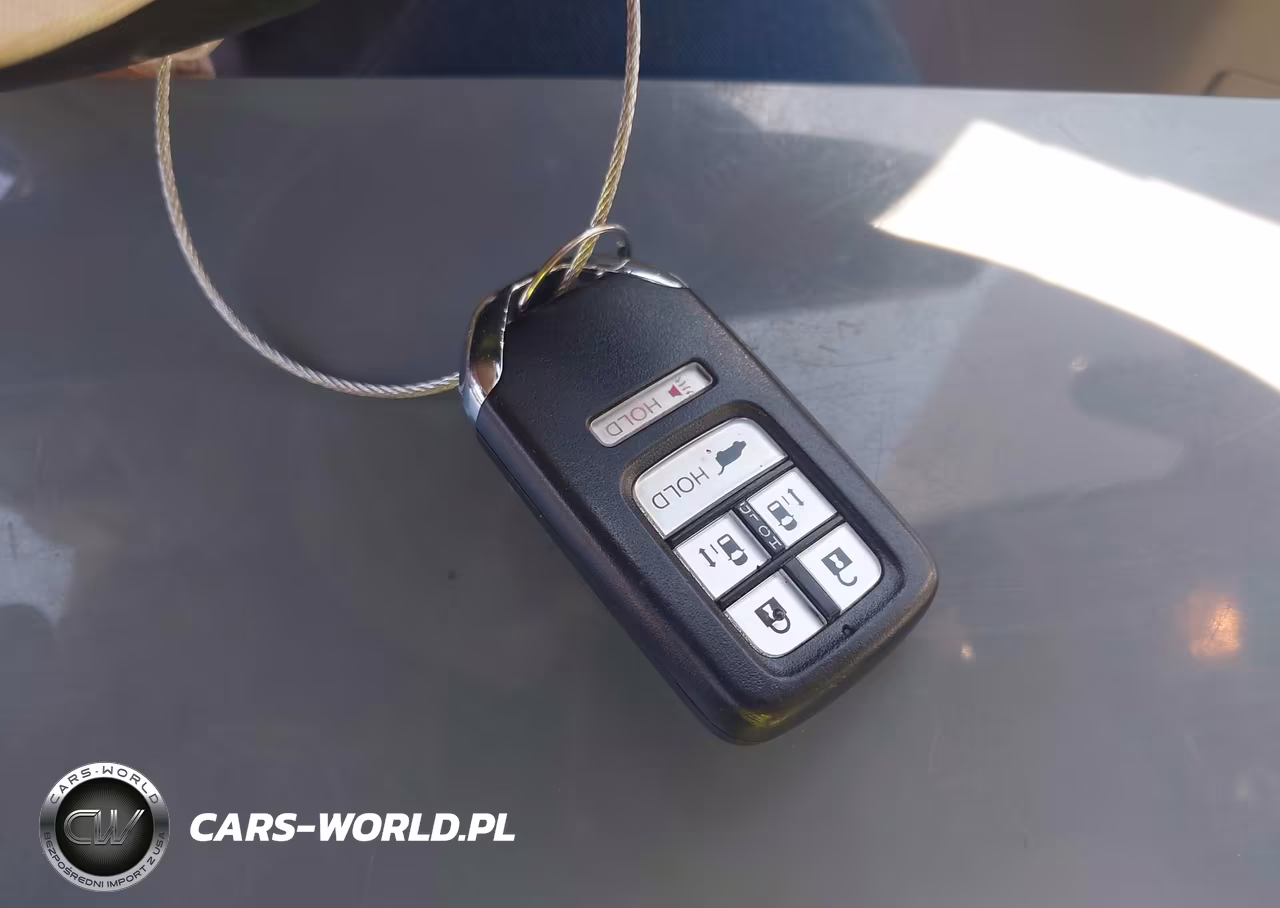 2016 Honda Odyssey Touring-Touring Elite VIN:5FNRL5H98GB142543 - 11