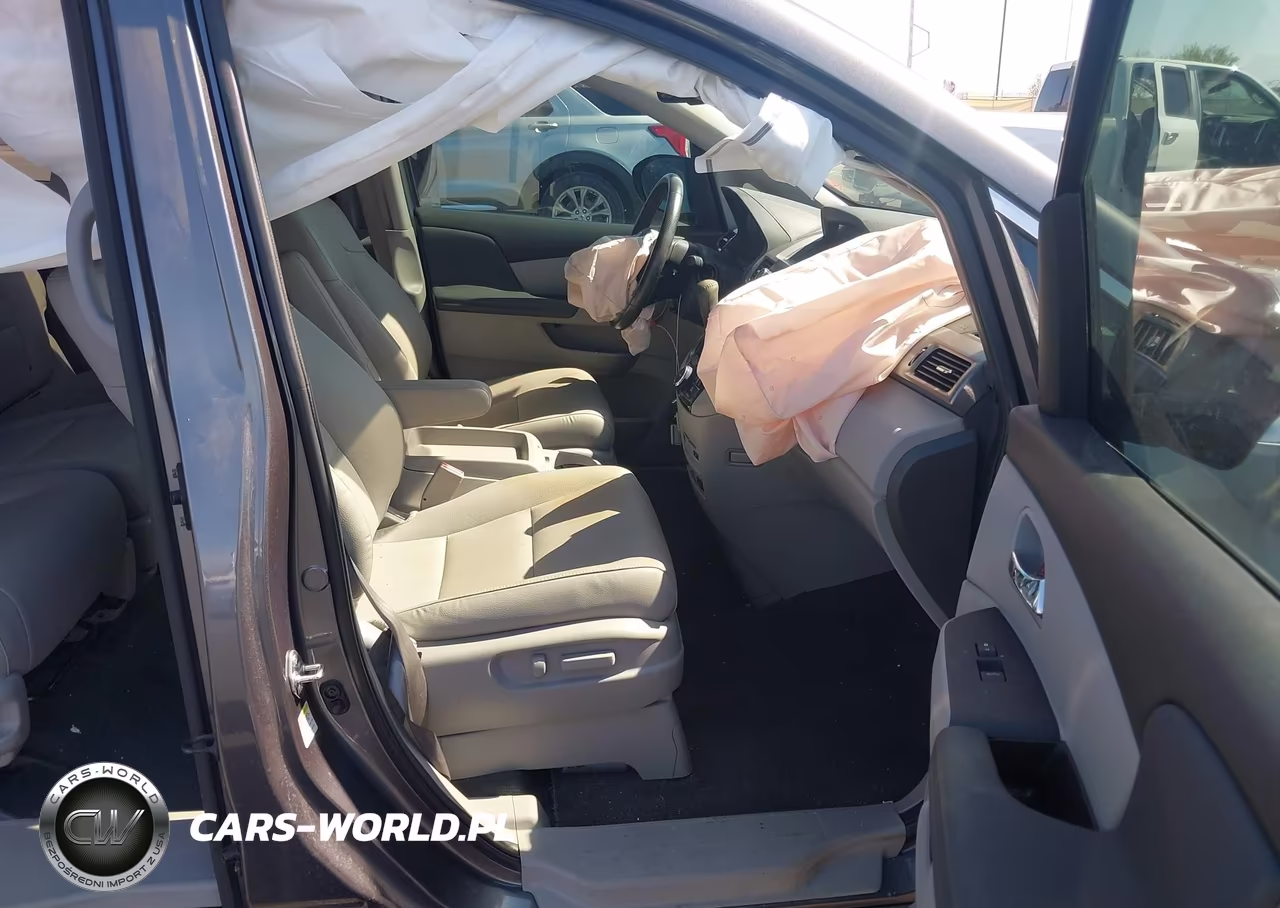 2016 Honda Odyssey Touring-Touring Elite VIN:5FNRL5H98GB142543 - 5