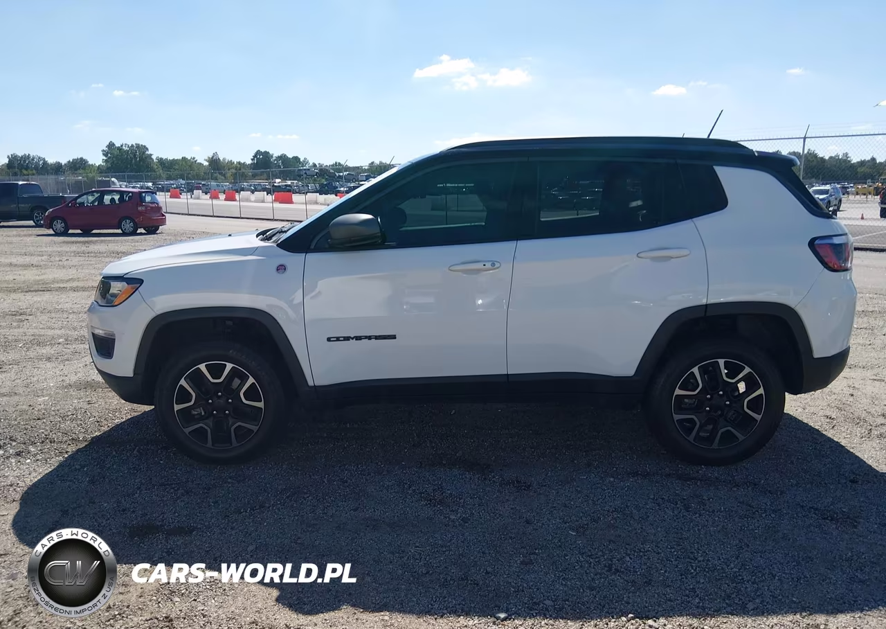 2019 Jeep Compass Trailhawk 4X4 VIN:3C4NJDDB0KT728574 - 14
