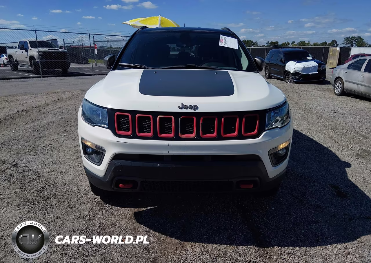 2019 Jeep Compass Trailhawk 4X4 VIN:3C4NJDDB0KT728574 - 6