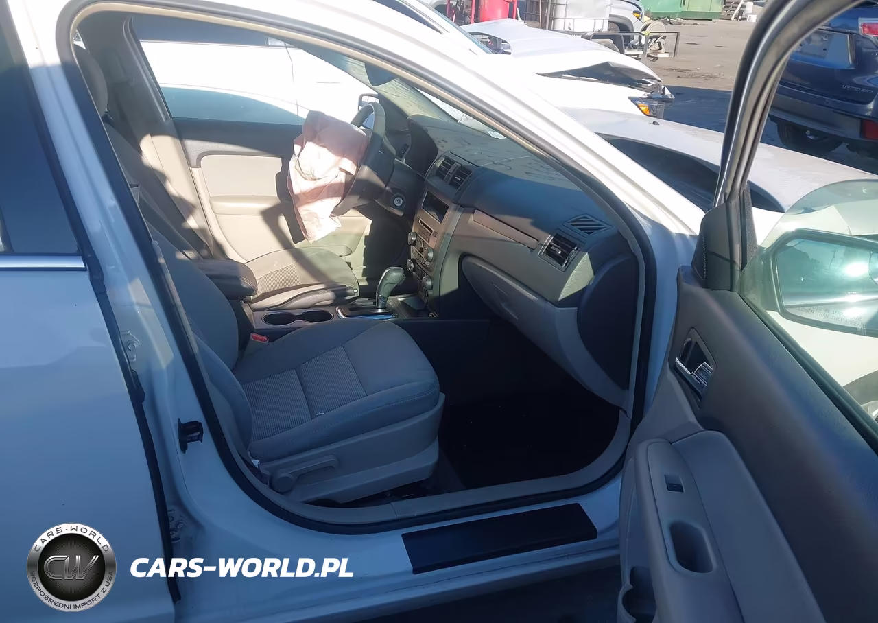 2012 Ford Fusion Se VIN:3FAHP0HA0CR337788 - 5