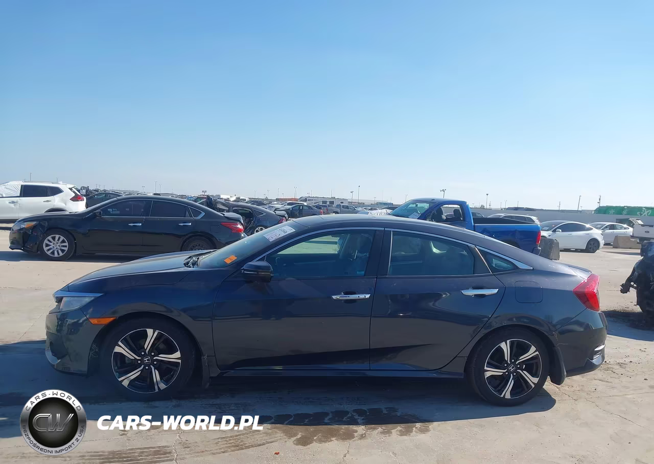 2017 Honda Civic Touring VIN:2HGFC1F91HH653300 - 14