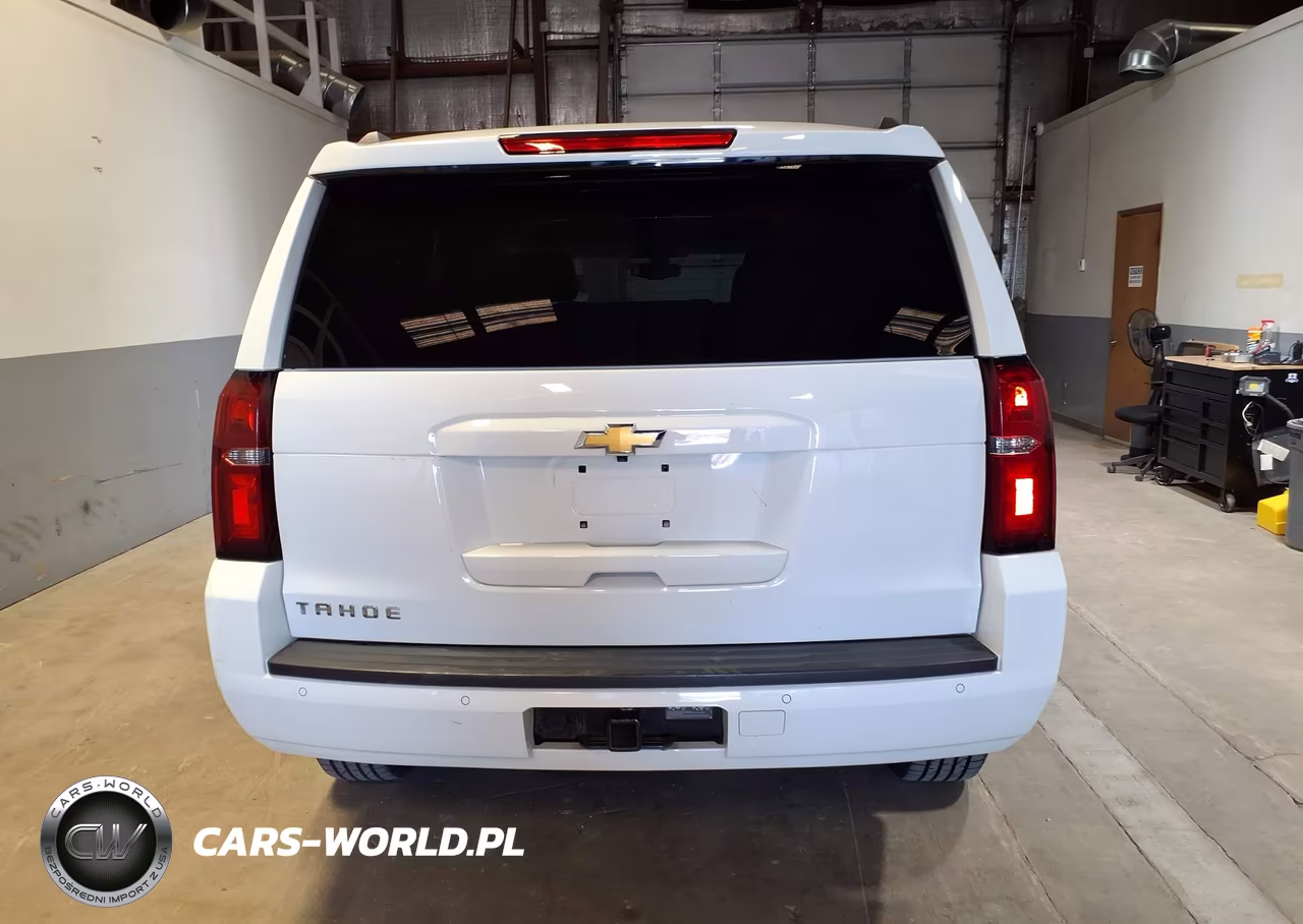 2018 Chevrolet Tahoe Ls VIN:1GNSCAEC9JR357285 - 17