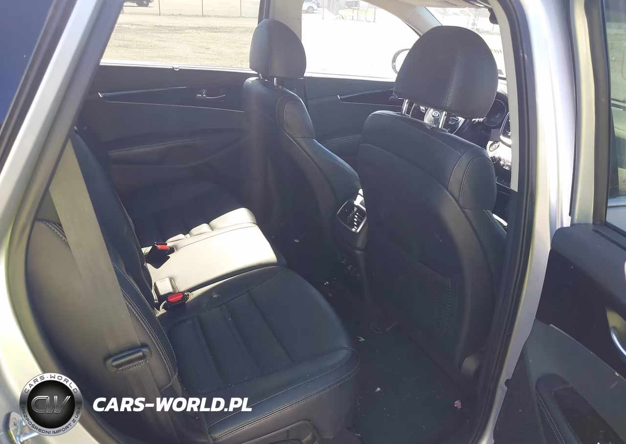2018 Kia Sorento 2.0T Ex VIN:5XYPHDA1XJG349278 - 8