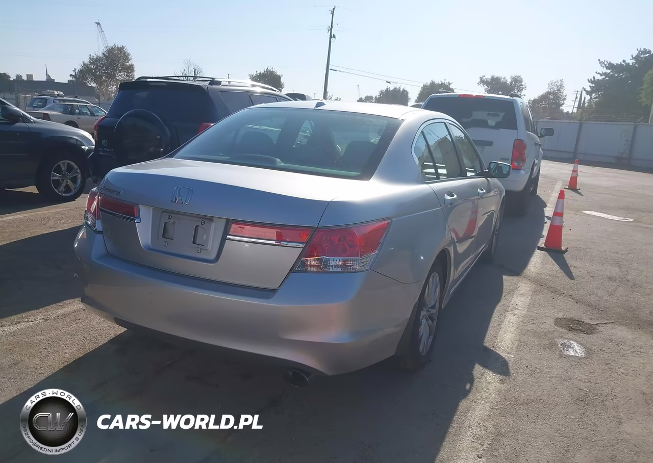 2011 Honda Accord 2.4 Ex-L VIN:1HGCP2F82BA108734 - 4