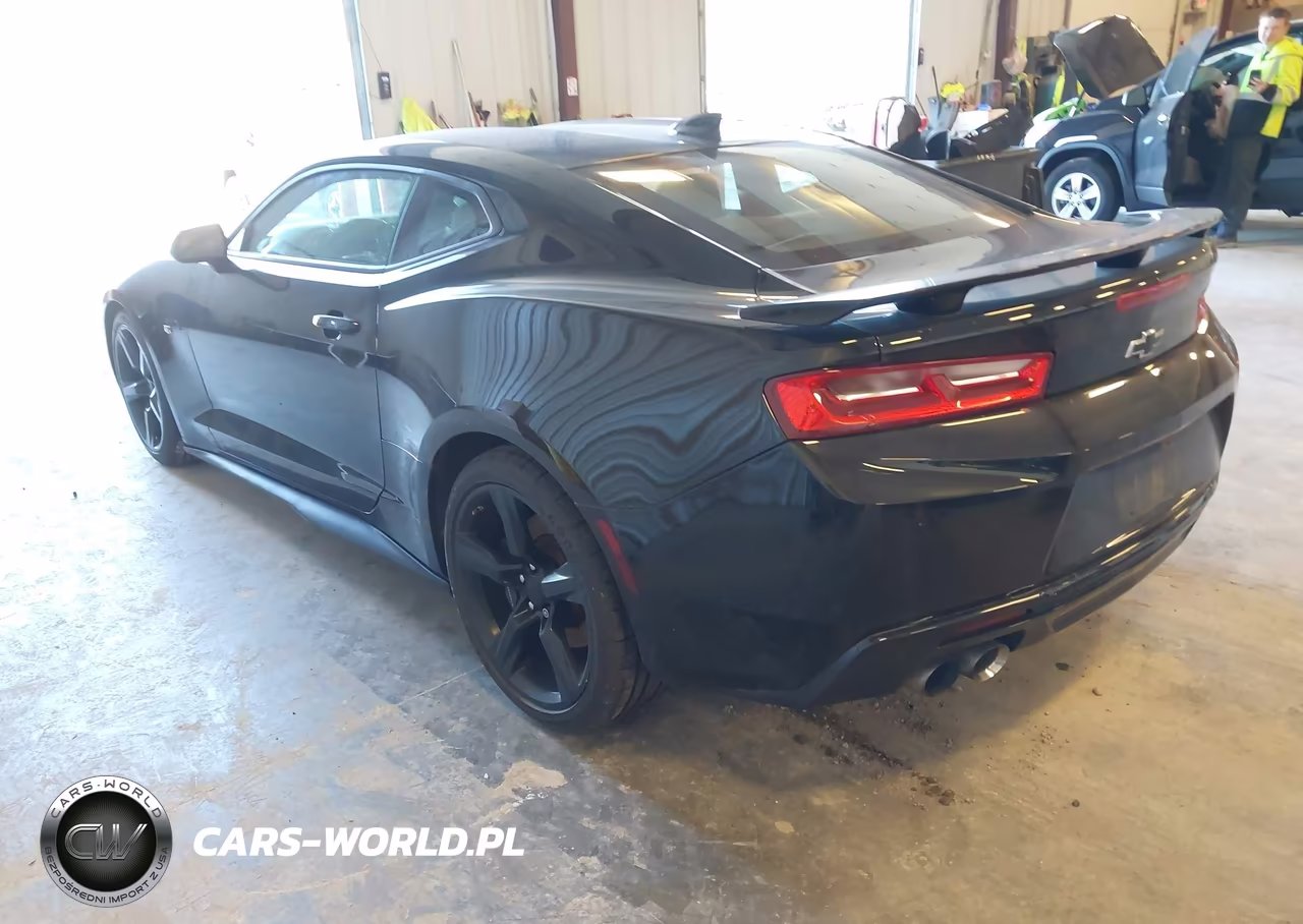 2016 Chevrolet Camaro 1Ss VIN:1G1FE1R77G0184244 - 3