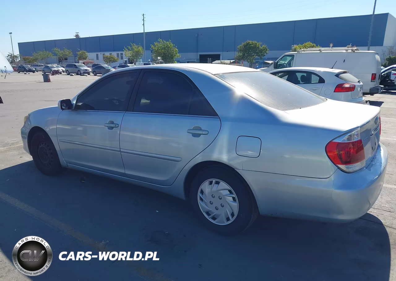 2006 Toyota Camry Le VIN:JTDBE32K163059298 - 3