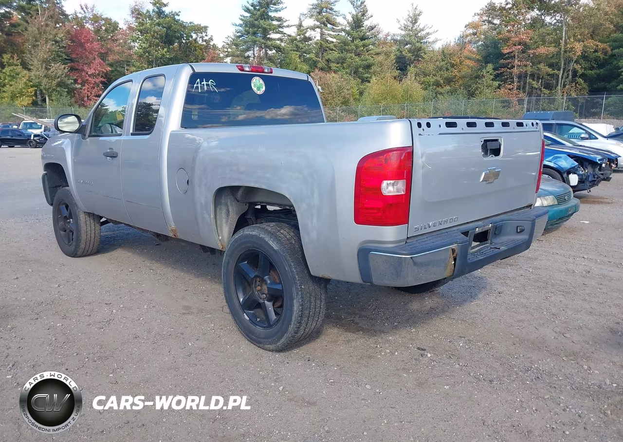 2008 Chevrolet Silverado 1500 Work Truck VIN:2GCEK19C781249690 - 3